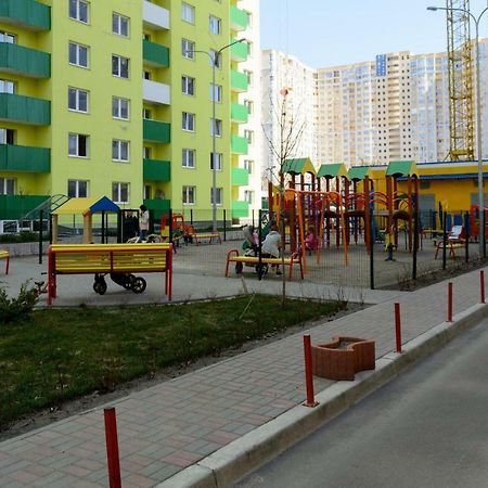 Квартира Подобово На Юлії Здановської, Вднг Kiew Exterior foto